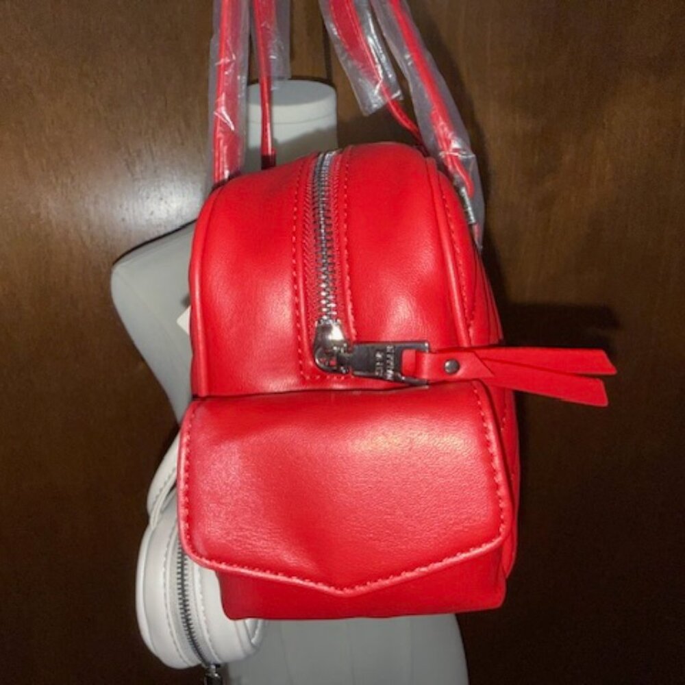 Steve Madden Bmikey Satchel Bag Red Quilted Faux Leather Charms & Mini! - Picture 4 of 5